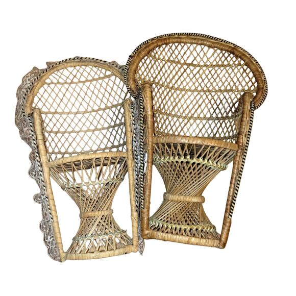 Vntg Mini Wicker Rattan Peacock Fan Back Chair Plant Stand Doll Chair Boho Lot - Picture 1 of 10